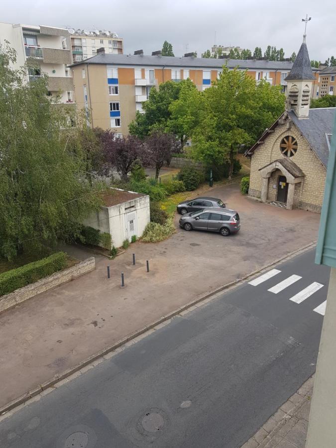 Chambres A Louer Dans Appartement Balcon - Wifi - Parking Gratuit Nevers Luaran gambar
