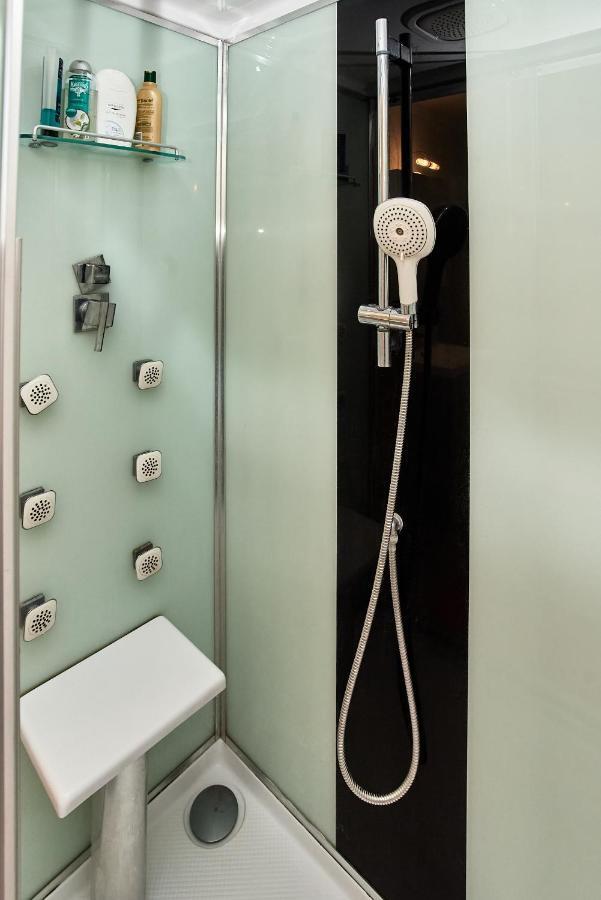 Chambres A Louer Dans Appartement Balcon - Wifi - Parking Gratuit Nevers Luaran gambar