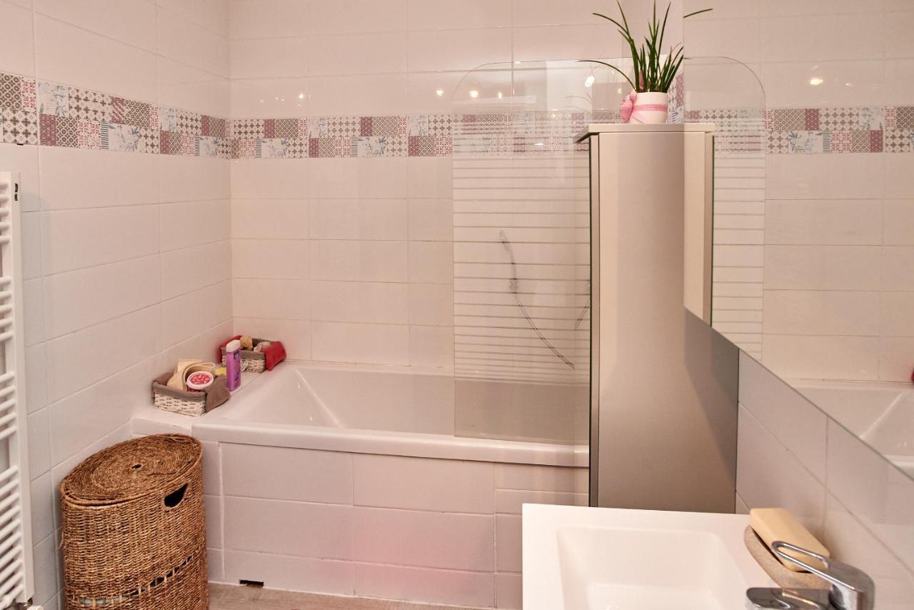 Chambres A Louer Dans Appartement Balcon - Wifi - Parking Gratuit Nevers Luaran gambar