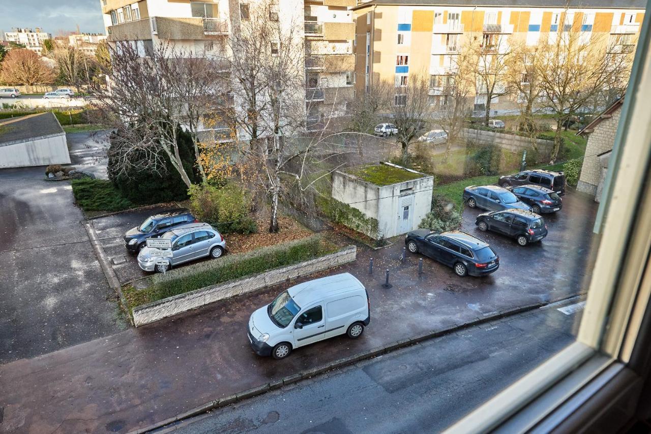 Chambres A Louer Dans Appartement Balcon - Wifi - Parking Gratuit Nevers Luaran gambar